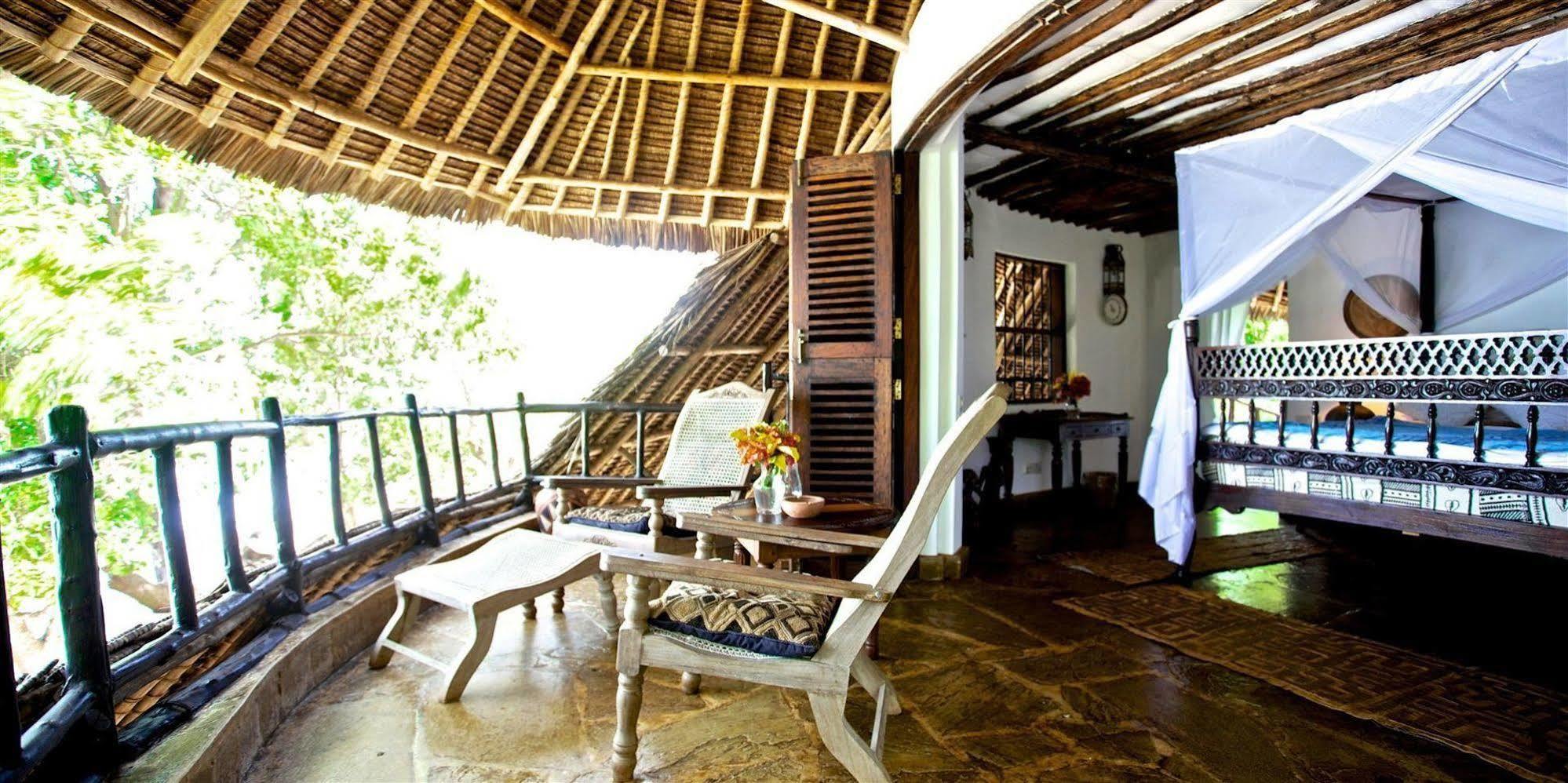 Kinondo Kwetu Hotel Diani Beach Exterior photo